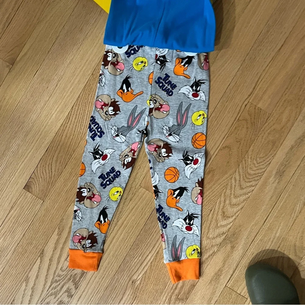 NWT Space Jam Toddler Boy 4 Piece Pajama Set Size: 4T - Picture 5 of 7